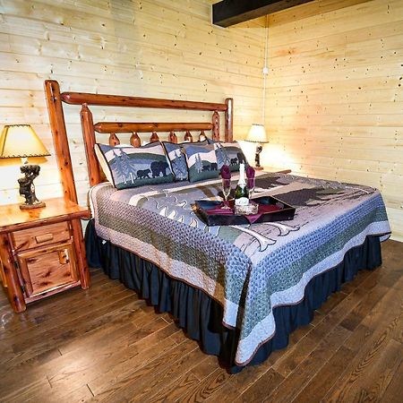 Gatlinburg - Honeymoon Hideaway Villa Buitenkant foto
