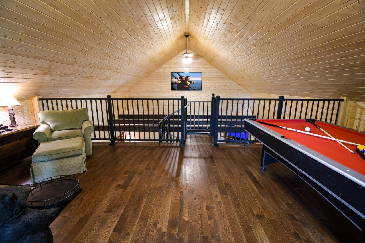 Gatlinburg - Honeymoon Hideaway Villa Buitenkant foto