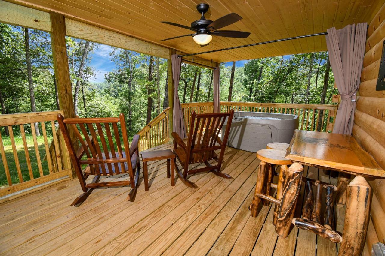 Gatlinburg - Honeymoon Hideaway Villa Buitenkant foto