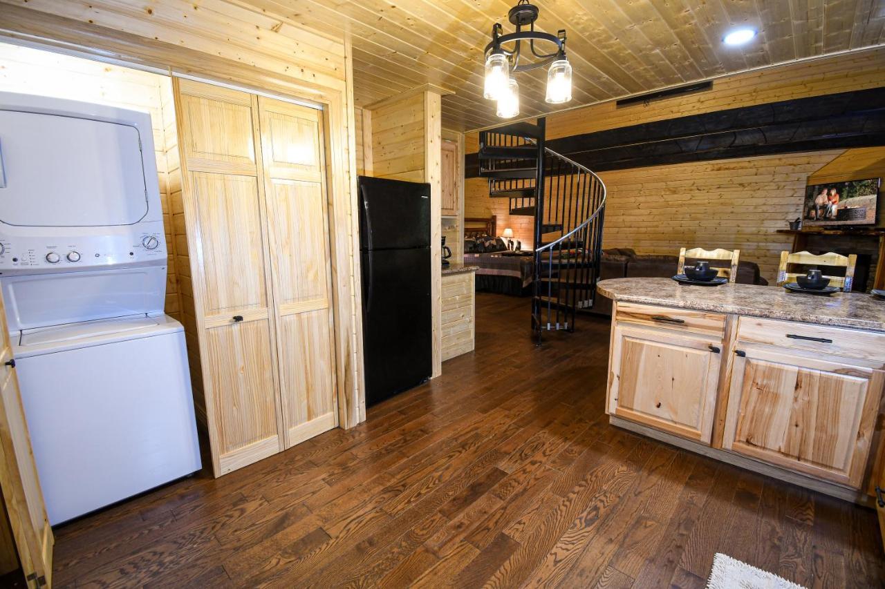 Gatlinburg - Honeymoon Hideaway Villa Buitenkant foto