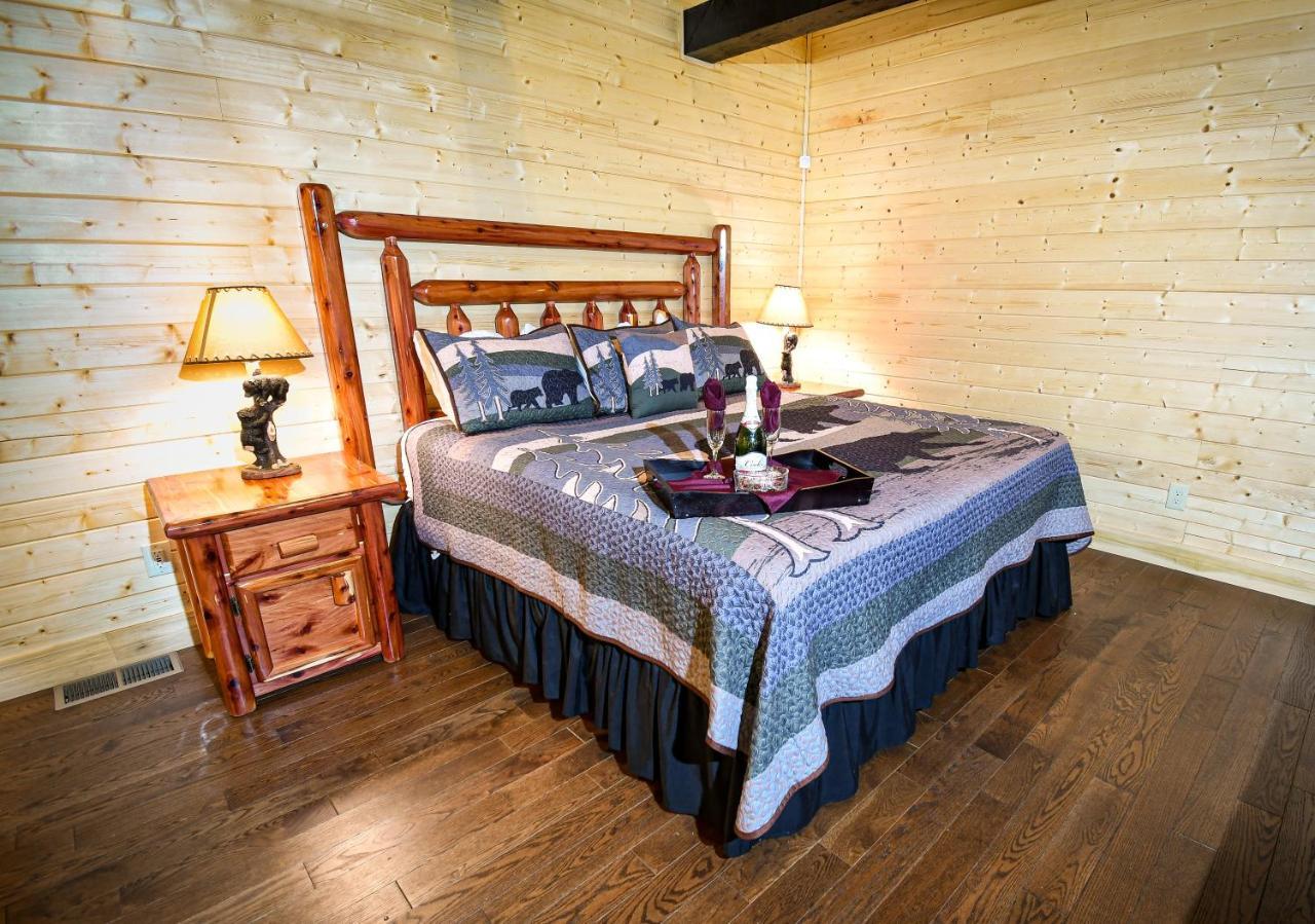 Gatlinburg - Honeymoon Hideaway Villa Buitenkant foto